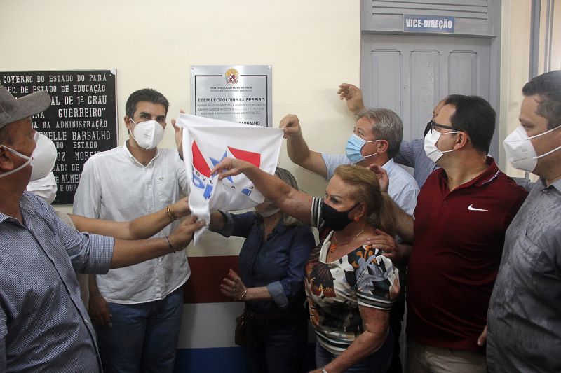 Com as obras de reconstruÃ§Ã£o, o espaÃ§o ficou mais adequado para o processo de ensino e aprendizagem dos alunos da Escola Leopoldina Guerreiro <div class='credito_fotos'>Foto: Marcelo Seabra / Ag. Pará   |   <a href='/midias/2021/originais/8637_62b8809a-23b2-da44-4c8a-461510e8a672.jpg' download><i class='fa-solid fa-download'></i> Download</a></div>