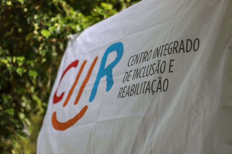 A equipe do projeto 'Saúde Por Todo o Pará', do Governo do Estado, chegou ao 13°destino: Anajás, município localizado no coração do arquipélago. A ação ocorreu na Escola Municipal de Ensino Fundamental Vasconcelos de Barros. Já são mais de 13 mil atendimentos realizados nos municípios onde a ação já ocorreu. O objetivo do projeto é promover o ‘Pacto pela Redução da Mortalidade Materna' nos municípios do arquipélago do Marajó.
foto: rodrigo pinheiro / agpara <div class='credito_fotos'>Foto: Rodrigo Pinheiro / Ag.Pará | <a href='/midias/2021/originais/8910_824d6b3d-4c57-9f1a-d0c4-dcd277593756.jpg' download><i class='fa-solid fa-download'></i> Download</a></div>