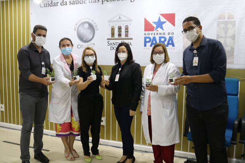 ttttttttttttttttttttEquipe de Diretores da instituição