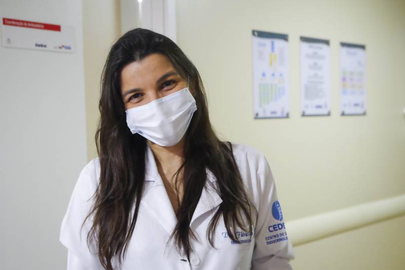 tttttttttttttttttttttttFLÁVIA CUNHA - ENDOCRINOLOGISTA Ambulatório_Transgenero_0008