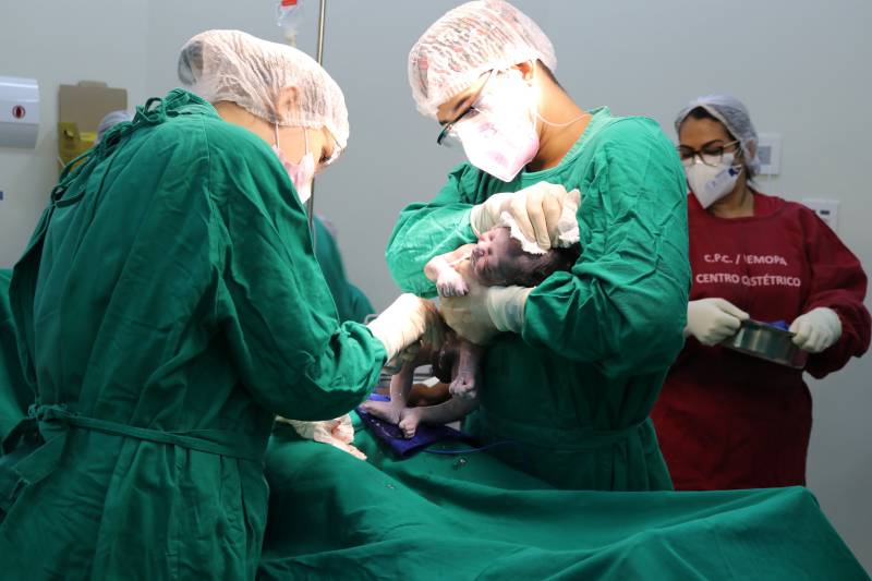 Nascimento do Jhonatan no Dia do Obstetra