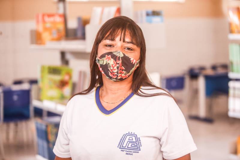 tttttttttttJoyce Ribeiro, aluna do 3º ano e mãe de dois alunos