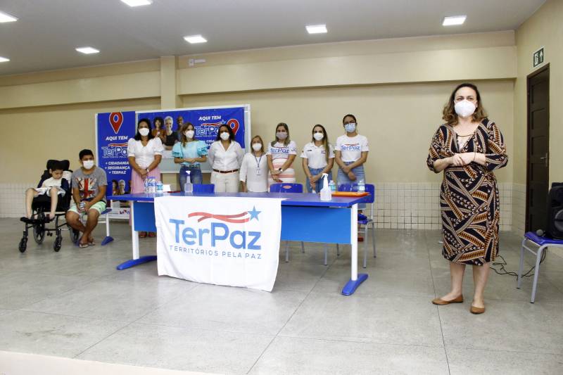 ttttttttttttttJuliana Barroso 