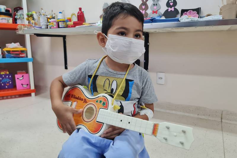 Atividades socioeducativas e prestação de serviço de assistência segura para os pacientes 