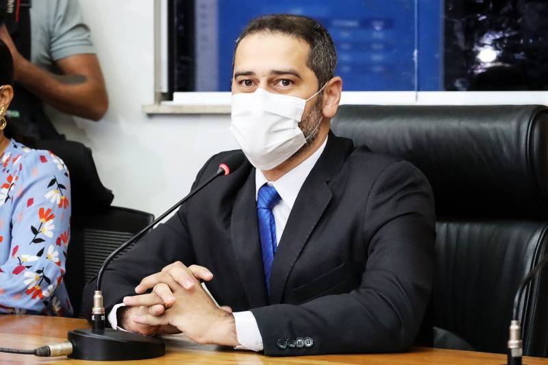 Secretário Ualame Machado