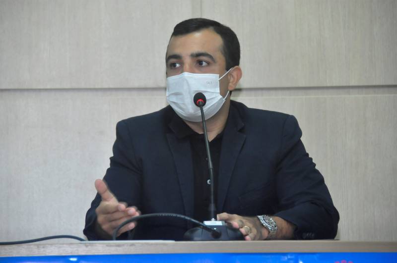 Secretário adjunto de saúde, Sipriano Ferraz.