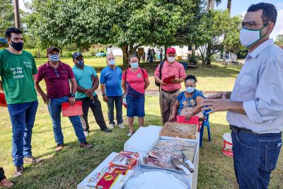 notícia: Emater mostra viabilidade da criação de peixe em cativeiro em Santa Izabel do Pará  