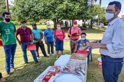 notícia: Emater mostra viabilidade da criação de peixe em cativeiro em Santa Izabel do Pará  