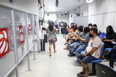 notícia: Governo inicia pagamento de abril na próxima quarta-feira (26)