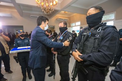 notícia: Governo do Estado condecora policiais que apreenderam drogas em Benevides e Bujaru