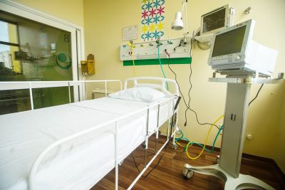 notícia: Ampliação do número de leitos exclusivos para Covid-19 reduz taxa de ocupação em hospitais 