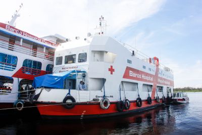 notícia: Em 2023, Barco Hospital Papa Francisco ultrapassa marca de 122 mil atendimentos