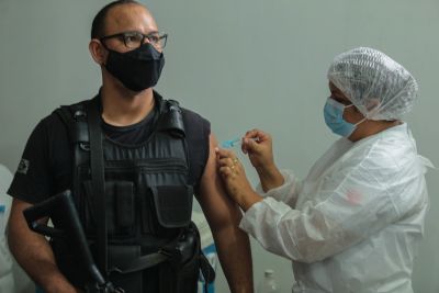 notícia: Pará aplica a primeira dose de vacina em agentes de segurança pública
