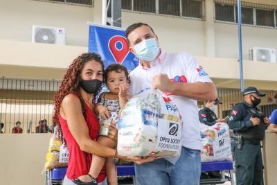 notícia: Estado mantém compromisso e garante cestas básicas a moradores do TerPaz