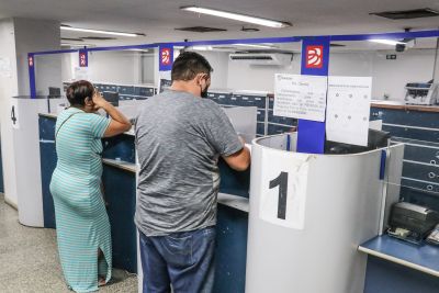 notícia: Servidores estaduais começam a receber salários de outubro nesta terça (25)
