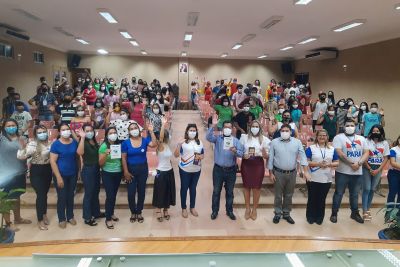 notícia: ParáPaz garante qualificação profissional para jovens em Santarém    