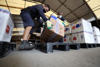 notícia: Pará recebe mais 147.650 doses de vacinas contra a Covid-19 nesta sexta-feira (13)