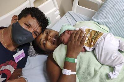 notícia: Nasce primeiro bebê do ano de 2021 no Hospital Materno Infantil de Barcarena
