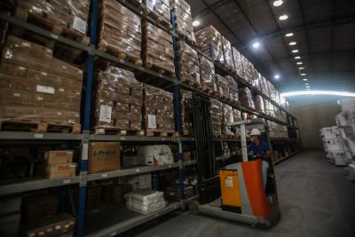 notícia: Estado distribui seringas e agulhas para 13 regionais de saúde do Pará