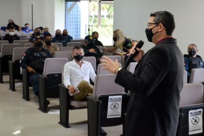 notícia: Curso de capacitação é ofertado para profissionais de segurança que atuam no Terpaz
