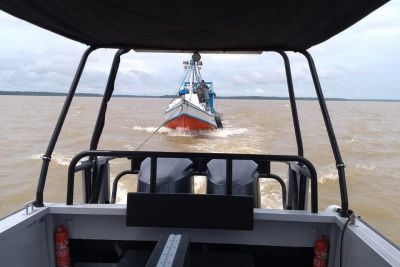 notícia: Grupamento Fluvial recupera barco em menos de uma hora após o furto 