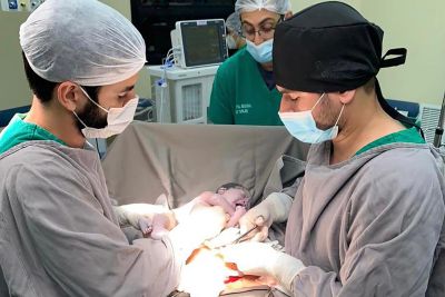 notícia: Nasce o primeiro bebê no Hospital Regional do Tapajós