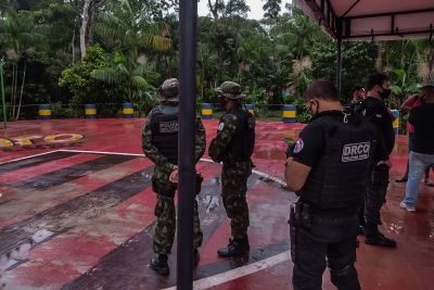 notícia: Agentes do GFlu fiscalizam estabelecimentos na ilha do Combu e impedem realização de festa