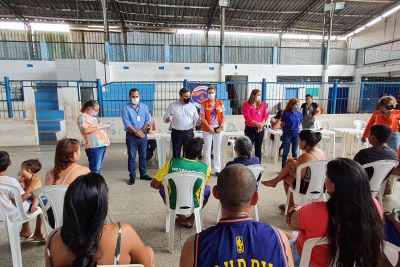 notícia: Seaster e Cohab asseguram atendimentos às vítimas do incêndio em Icoaraci 
