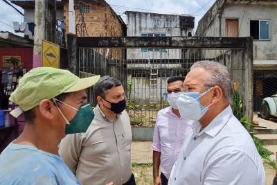notícia: Cohab leva solidariedade e informações sobre o 'Sua Casa' a famílias atingidas por desabamento 