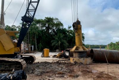 notícia: Setran prossegue com a construção da ponte sobre o rio Meruú, em Igarapé-Miri