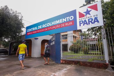 notícia: Governo do Pará abriga mais de 230 pessoas em situação de rua em três escolas estaduais