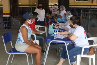 notícia: Governo fecha o mês de março com mais de 15 mil atendimentos de Covid-19 nos bairros do TerPaz