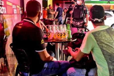 notícia: Bares, restaurantes e lanchonetes têm redução de carga tributária 