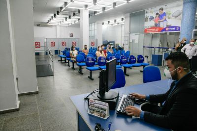 notícia: Pagamento de auxílio financeiro ultrapassa R$ 2 milhões e beneficia quase 5 mil trabalhadores autônomos