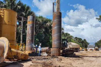 notícia: Construção da ponte sobre o rio Meruú avança para a cravação de estacas
