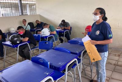 notícia: Detran capacita 70 profissionais mototaxistas de Ananindeua, na Região Metropolitana de Belém