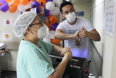 notícia: Hospital de Clínicas mobiliza servidores em ação educativa sobre a higienização das mãos