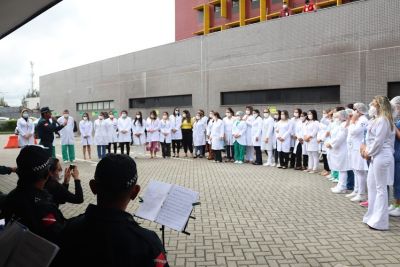 notícia: Semana da Enfermagem do Abelardo Santos encerra com Banda de Música da PM