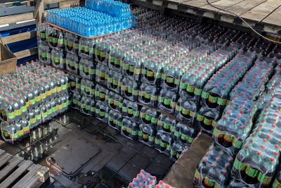 notícia: Sefa apreende bebidas, móveis e alimentos sem nota fiscal em três regiões do Estado 