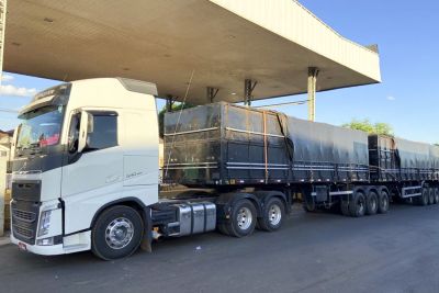 notícia: Sefa apreende 34.200 garrafas de vodca no nordeste do Estado