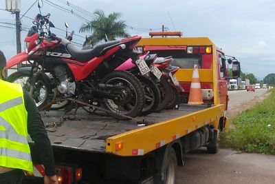 notícia: Detran apreende motocicletas com escapamento adulterado em Outeiro