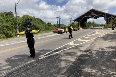 notícia: Detran realiza ação integrada em Mosqueiro durante a operação Corpus Christi