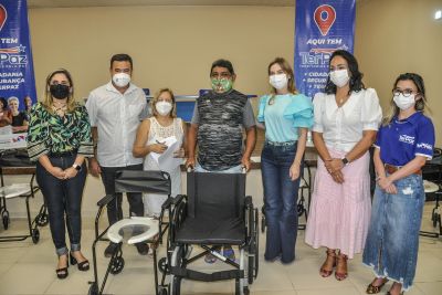 notícia: Estado entrega equipamentos para pessoas com deficiência em bairro do TerPaz