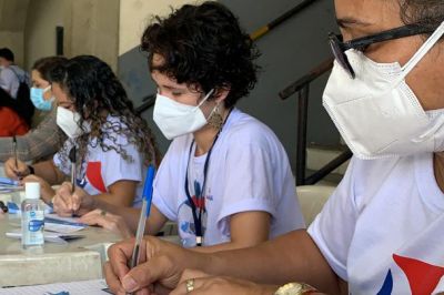 notícia: Governo do Pará mantém suporte técnico para acelerar vacinação contra Covid-19 em Belém