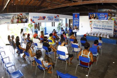notícia: Moradores atendidos pelo TerPaz recebem última remessa de cestas de alimentação