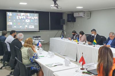 notícia: Presidentes de Juntas Comerciais do Brasil debatem estratégias para ambiente de negócios