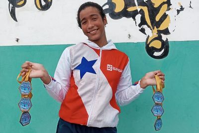notícia: Nadadora do Programa Bolsa Talento conquista seis medalhas de ouro
