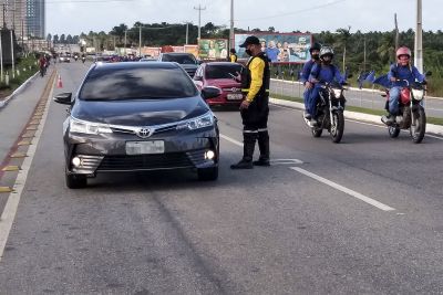 notícia: Lei Seca contabiliza 124 infrações por direção sob a influência de álcool em Salinópolis