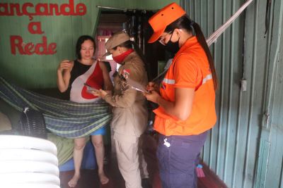 notícia: TerPaz realiza vistoria da Defesa Civil e Corpo de Bombeiros em residências do Guamá, em Belém