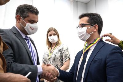 notícia: Servidores da PGE recebem honraria por relevantes serviços prestados ao Estado